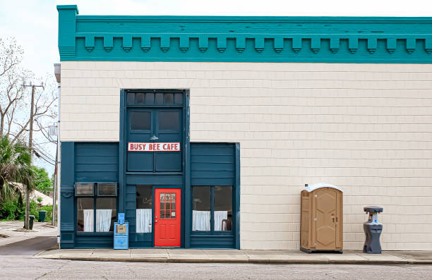 Best Portable toilet rental cost  in Hurt, VA